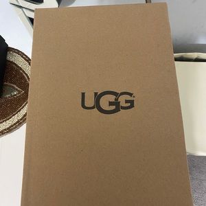 Ugg brown Pom Pom slipper